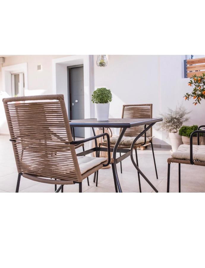 Athena Luxury Apartments Mesongi Luaran gambar