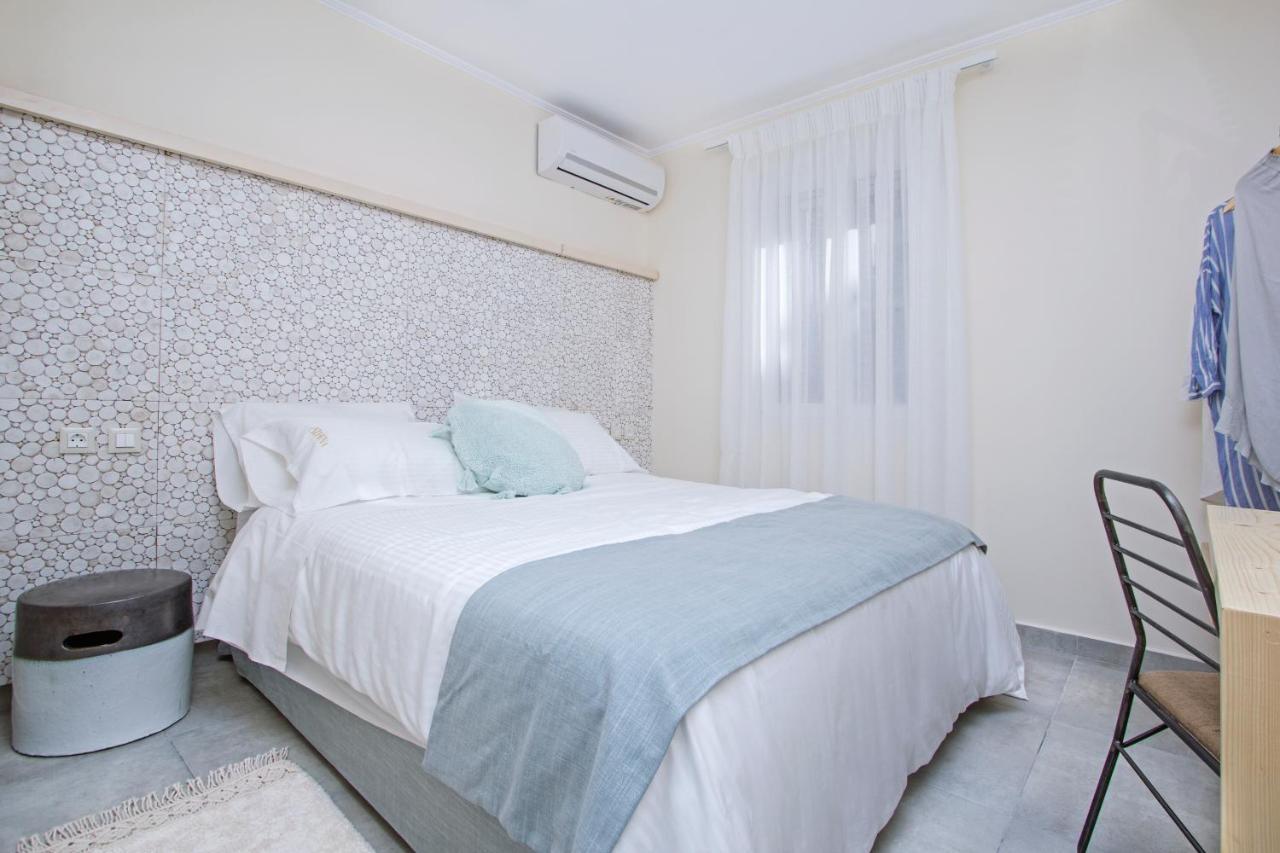 Athena Luxury Apartments Mesongi Luaran gambar