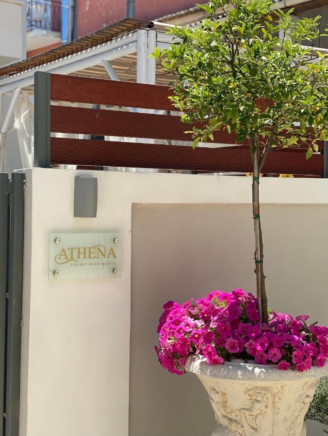 Athena Luxury Apartments Mesongi Luaran gambar